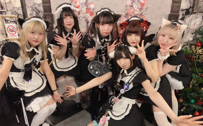 Maids from the real life maid cafe in Japan called Akiba Zettai 